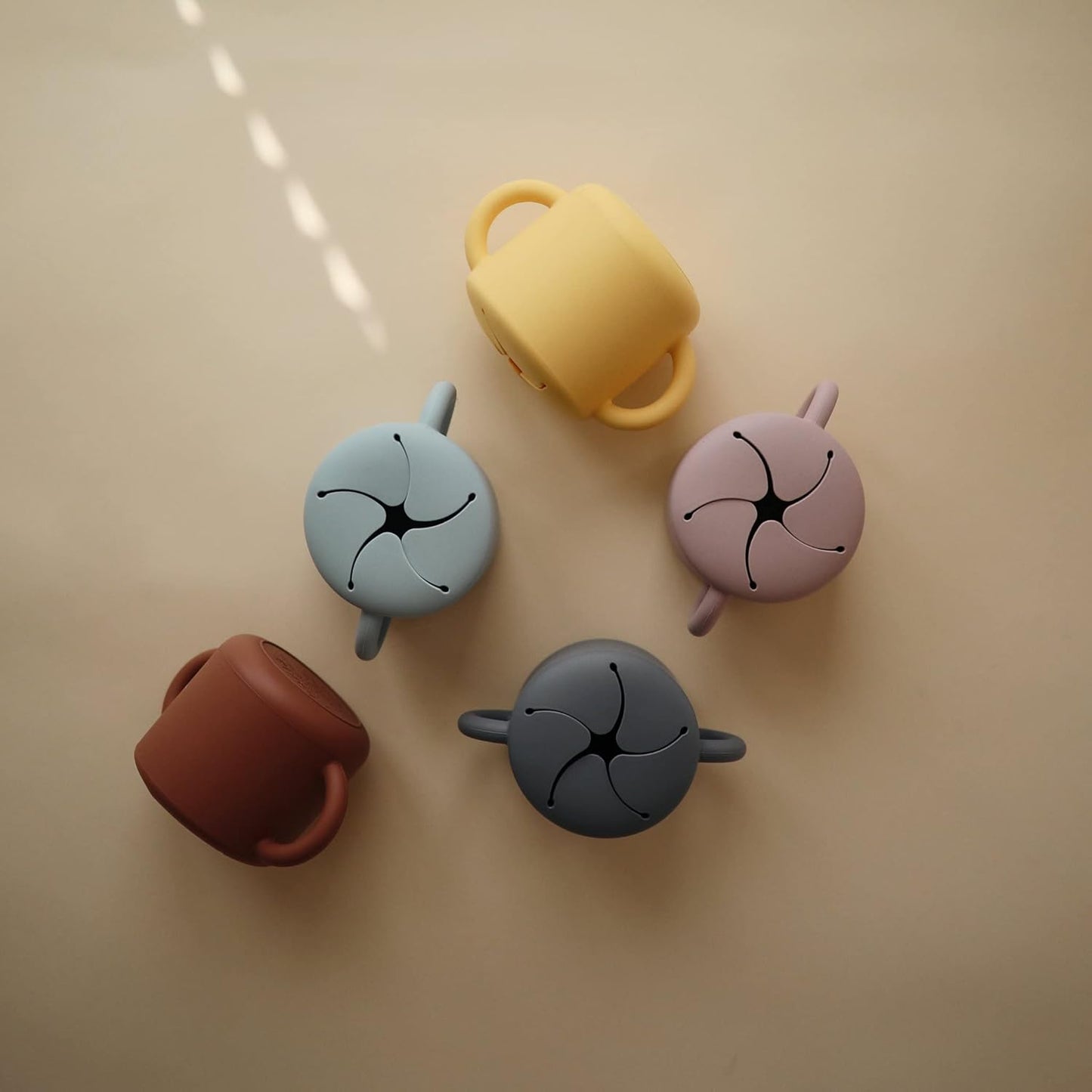 Mushie Potes para Lanches Baby para Crianças | Copo de Silicone Antivazamento para Bebês e Crianças | Fácil de Segurar para Crianças | Material: Silicone de Grau Alimentício | Pode ser Lavado na Lava-louças e Usado no Micro-ondas