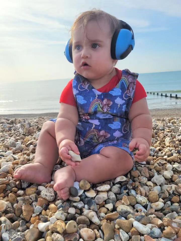 PandaEar Protetor Auricular para Bebês e Crianças - Protetor Auricular - Fones de Ouvido com Cancelamento de Ruído para Bebês e Crianças com Autismo - Fones de Ouvido à Prova de Som para Bebês Dormirem em Aviões