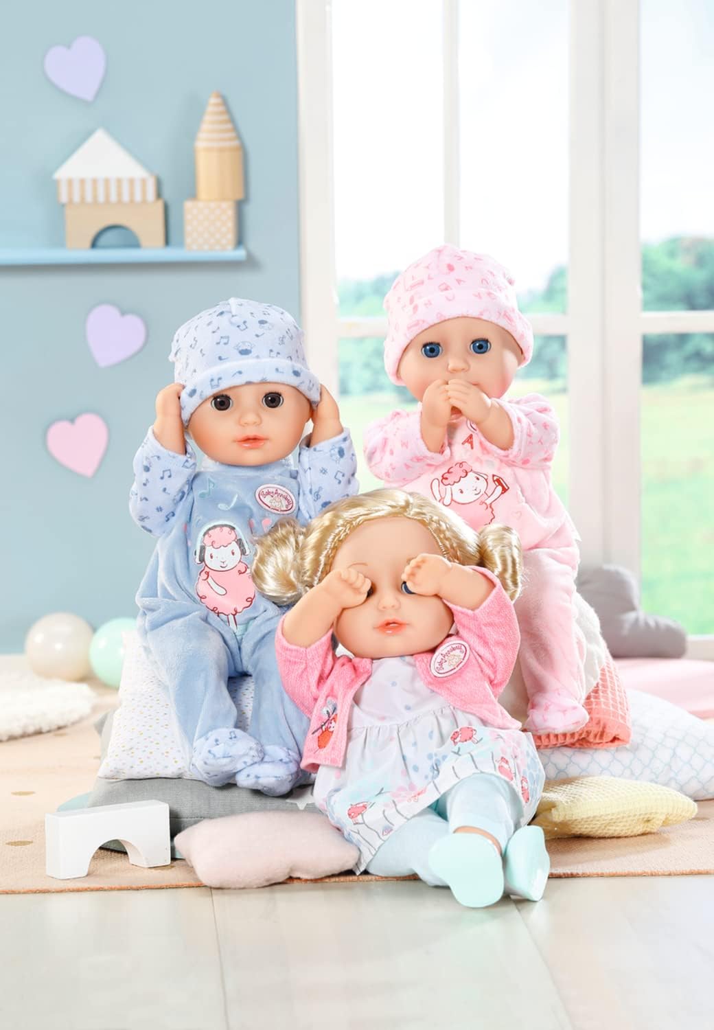 Baby Annabell 709870 Pequena Annabell - Boneca de Corpo Macio de 36cm para Brincar de Alimentar - Adequada para Crianças a partir de 1 Ano - Perfeita para Bebês - Inclui Boneca, Mamadeira e Roupa