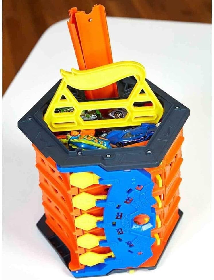 Hot Wheels Conjunto de Pista Roll Out Raceway, Balde de Armazenamento que se Desdobra em uma Pista de 5 Faixas para Brincar com Vários Carrinhos, Conecta-se a Outros Conjuntos