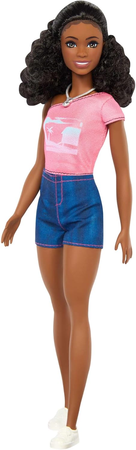 Barbie Mistérios: Detetives da Praia Brooklyn - Boneca Fashion com Roupa Exclusiva Removível e Acessórios, Incluindo Colar, JFV64