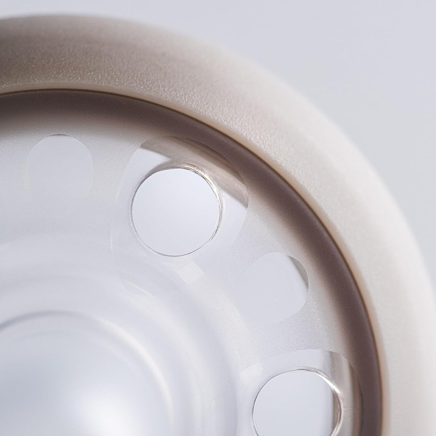 Tommee Tippee Breast-Like Dummies, pacote de 0 a 6 meses com 4 Dummiess com baglet semelhante a peito, design simétrico e sem BPA