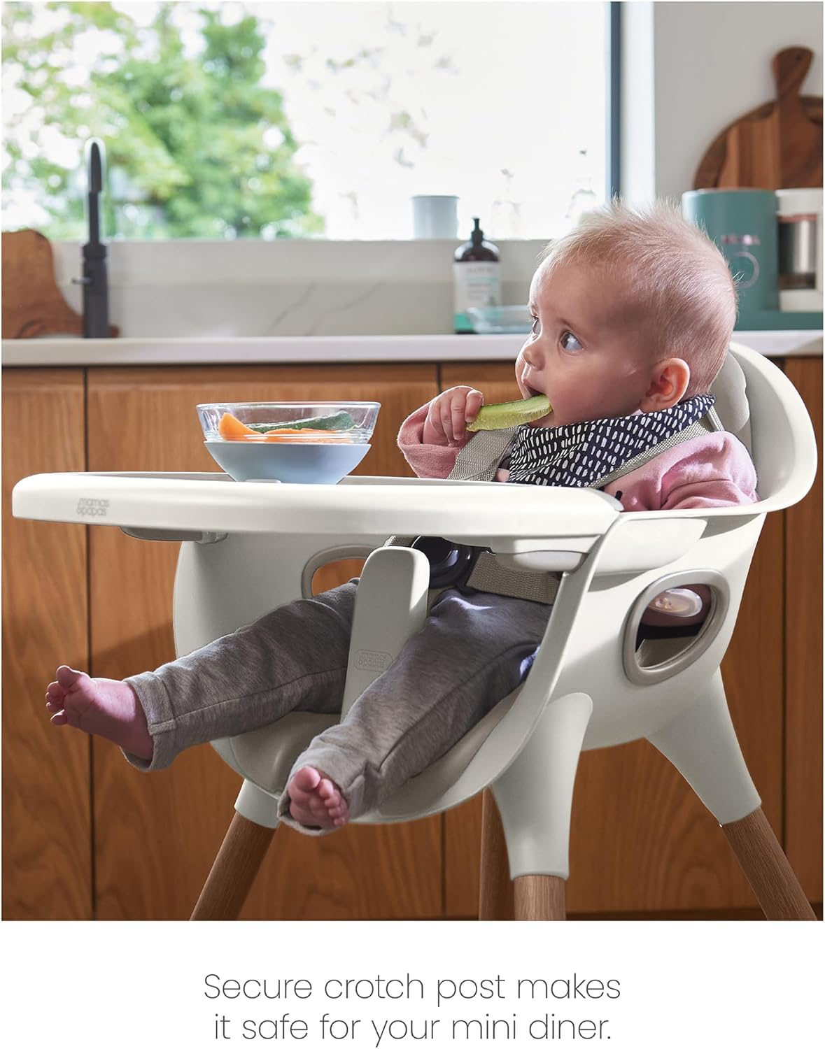 Cadeira de refeição Mamas & Papas Juice, adaptável, design fácil de limpar, leve e portátil, Croissant