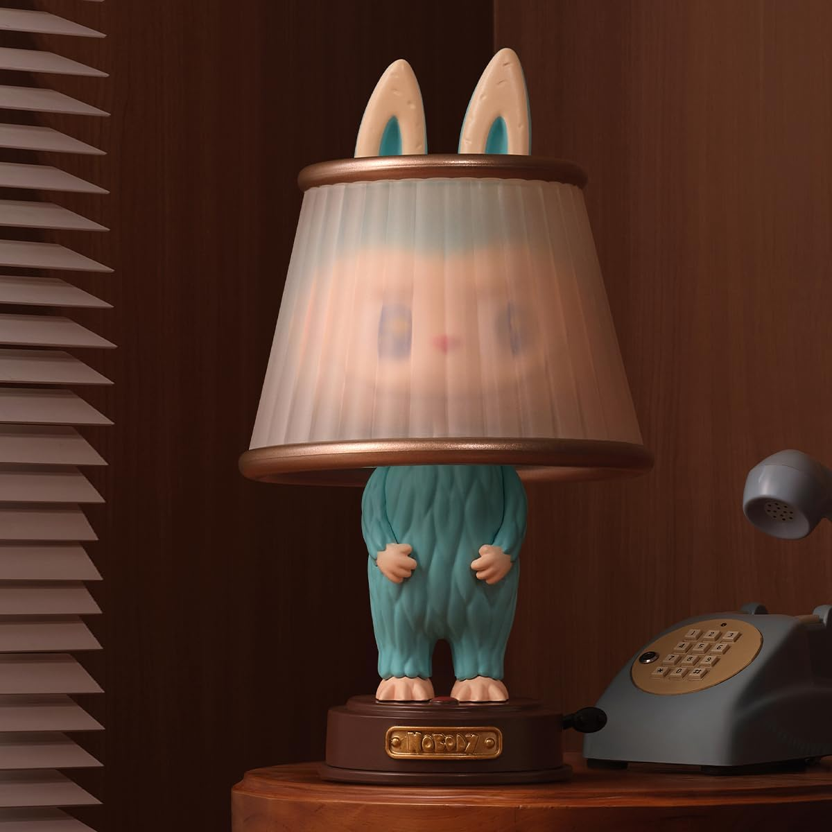 POP MART THE MONSTERS Conjunto quase oculto completo 1 peça 2,5 polegadas Personagem articulada Design premium Presentes para mulheres Figura de ação de brinquedo de arte chique favorita dos fãs