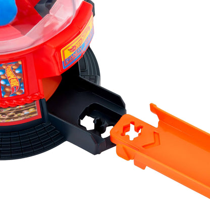 Conjunto de Pista de Carrinhos Hot Wheels, Máquina de Chicletes com Veículo em Formato de Rosquinha em Escala 1:64 e Pista Speed Snap, Loja de Doces Downtown City, JBM62