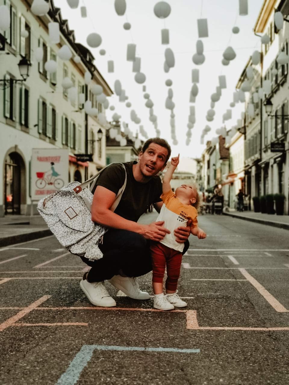 BÉABA - Genève II - Bolsa para Troca de Fraldas - Bolsa para Fraldas para Bebês e Recém-nascidos - Grande capacidade - Trocador - Bolsa isotérmica para lancheira - Sistema de fixação para carrinho