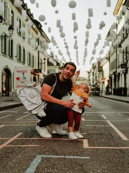 BÉABA - Genève II - Bolsa para Troca de Fraldas - Bolsa para Fraldas para Bebês e Recém-nascidos - Grande capacidade - Trocador - Bolsa isotérmica para lancheira - Sistema de fixação para carrinho