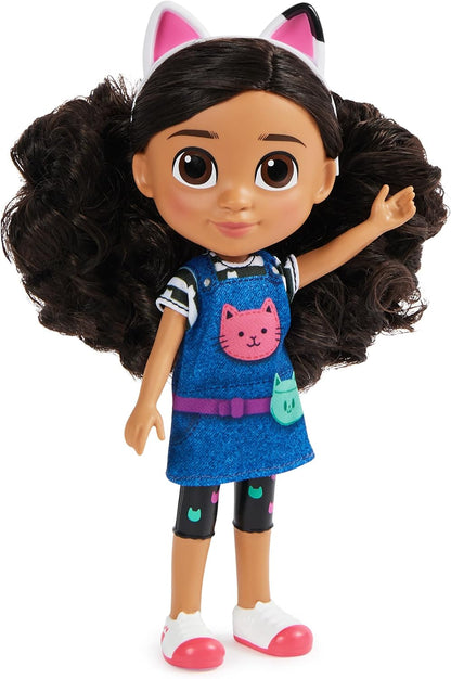 Gabby's Dollhouse, Boneca Gabby Girl Holiday de 20 cm com orelhas de gato e chapéu removíveis, adequada para crianças a partir de 3 anos.