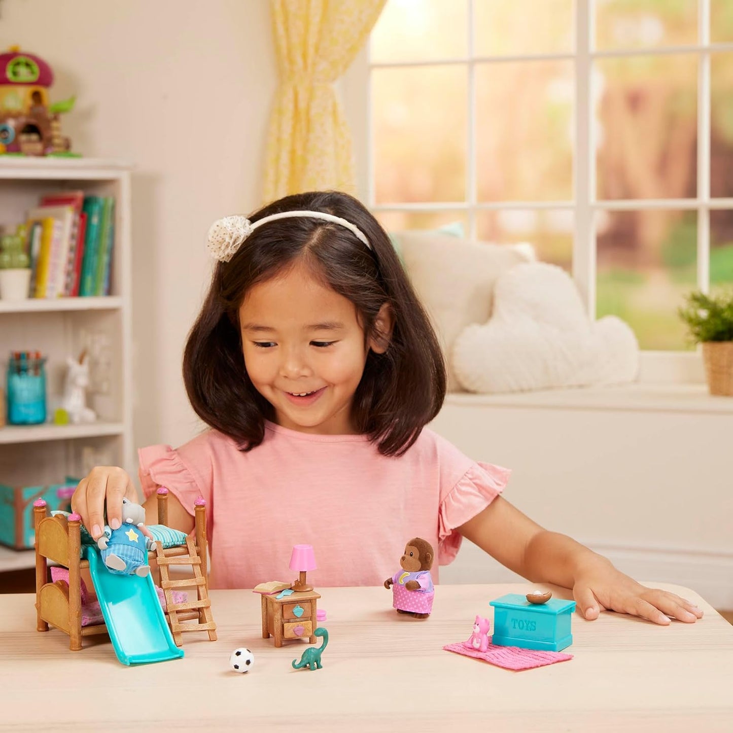 Li'l Woodzeez WZ6705Z Dinossauro, animais Li’l Woodzeez – Conjunto de beliche de 18 peças com móveis e acessórios de quarto – Brinquedos em miniatura e conjuntos de jogos para crianças a partir de 3 anos, Azul, Klein