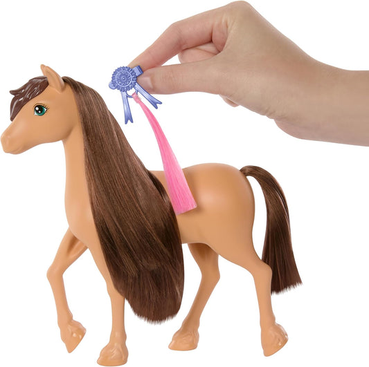 Caballo Barbie y accesorios, Barbie Mysteries: The Great Horse Chase Toys, melena extra larga para cepillar y peinar (los estilos pueden variar), HXJ37