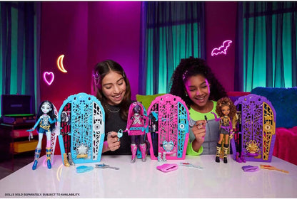 Monster High Boneca e acessórios Skulltimate Secrets, Hauntlywood Mysteries Frankie Stein com guarda-roupa revelador e mais de 19 surpresas glamorosas, como roupas para boneca, JBG81
