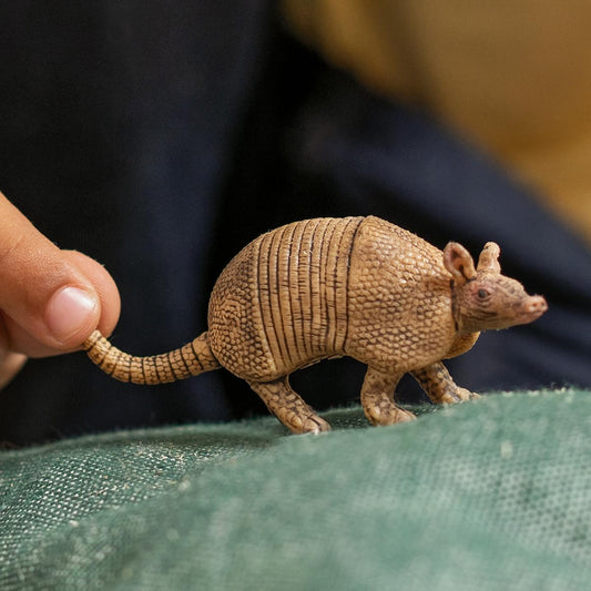 Schleich 14874 WILD LIFE Estatueta de Tatu para maiores de 3 anos, marrom