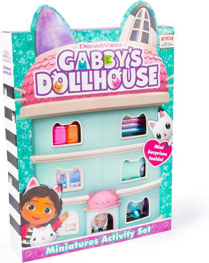 Gabby's Dollhouse Conjunto de miniaturas - estojo de lápis com adesivos, mini álbum de recortes, mini pontas de feltro, mini marcadores, mini fitas Washi, dispensador e muito mais - Pacotes de atividades infantis - De volta às aulas