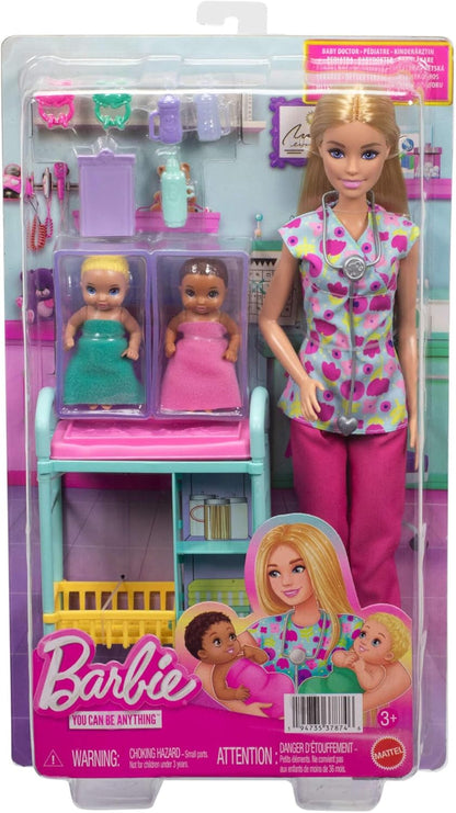 Barbie Careers Baby Doctor Playset com boneca loira de uniforme médico, 2 bonecas bebês, mesa de exame e acessórios, JMK12