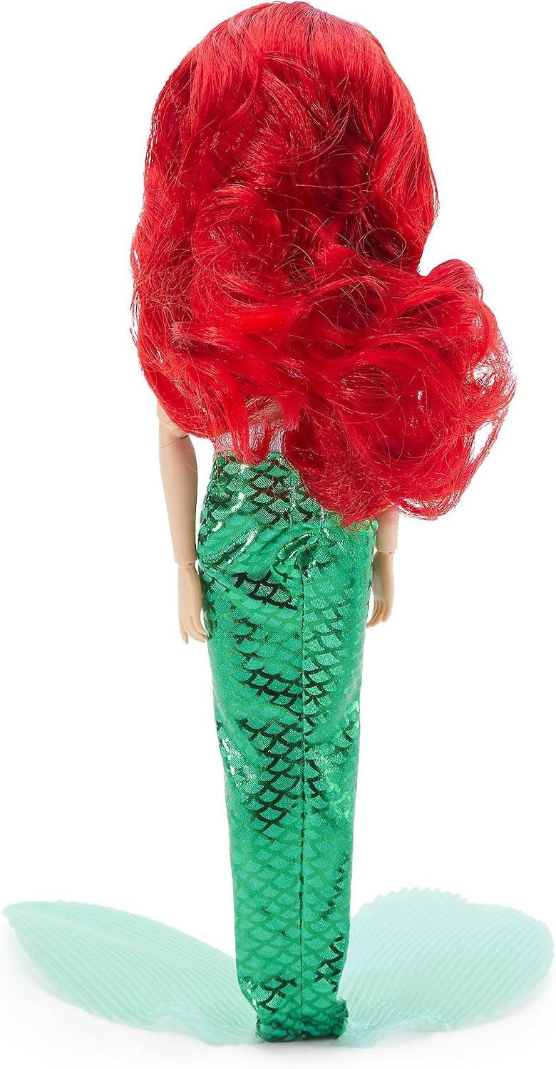 Disney Boneca Clássica Oficial da Ariel da Store para Crianças, A Pequena Sereia, 30 cm, Brinquedo Totalmente Articulado com Cauda de Sereia Brilhante, Cabelo Vermelho Vibrante e Amigo Personagem Surpresa – Indicado para Maiores de 3 Anos