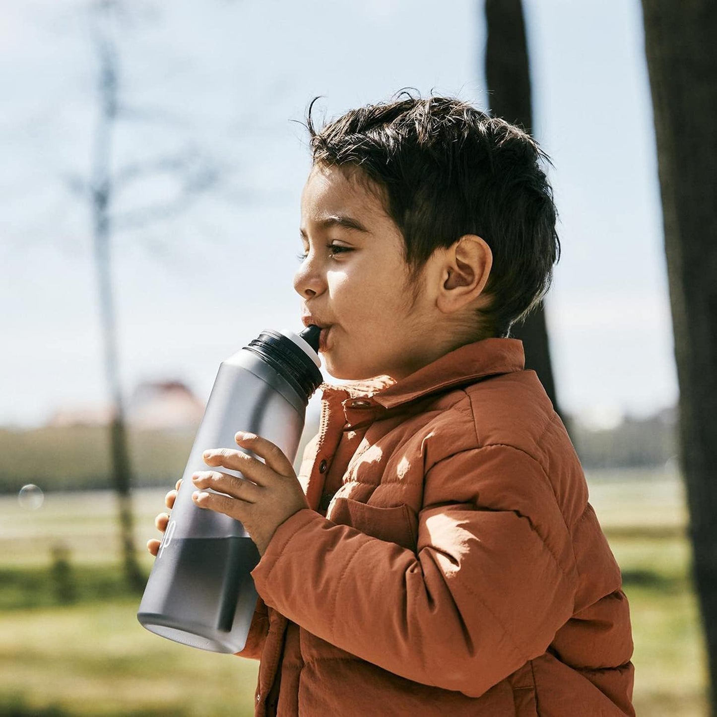 Pacote com 3 cápsulas sabor maçã - Bebida aromatizada com sabor de frutas - Sem açúcar e sem calorias - Garrafa rende até 15 litros de água com ou sem gás.