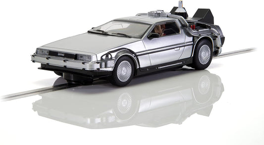 Scalextric Regreso al Futuro vs Knight Rider Escala 1:32 Slot Racing, Coche Time Machine C4249, Marrón