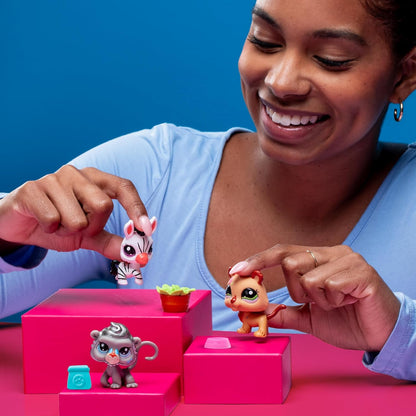 Littlest Pet Shop Série 2 - Trio de Bichinhos de Estimação - Zoo Pets | Cada tubo contém 3 miniaturas de bichinhos de estimação LPS, 1 acessório, 1 cartão colecionável e 1 código virtual | Brinquedos colecionáveis para meninas e meninos