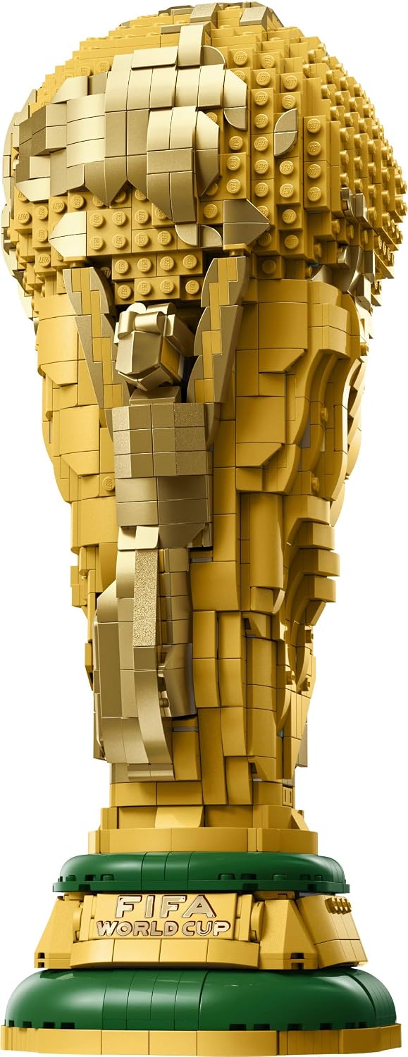 LEGO FIFA World Cup – Réplica do Troféu Oficial – Kit de Modelo 3D para Montar com Minifigura Colecionável – Presente de Futebol para Meninos, Meninas e Adultos Fãs de Esportes (12+ anos) – 43020