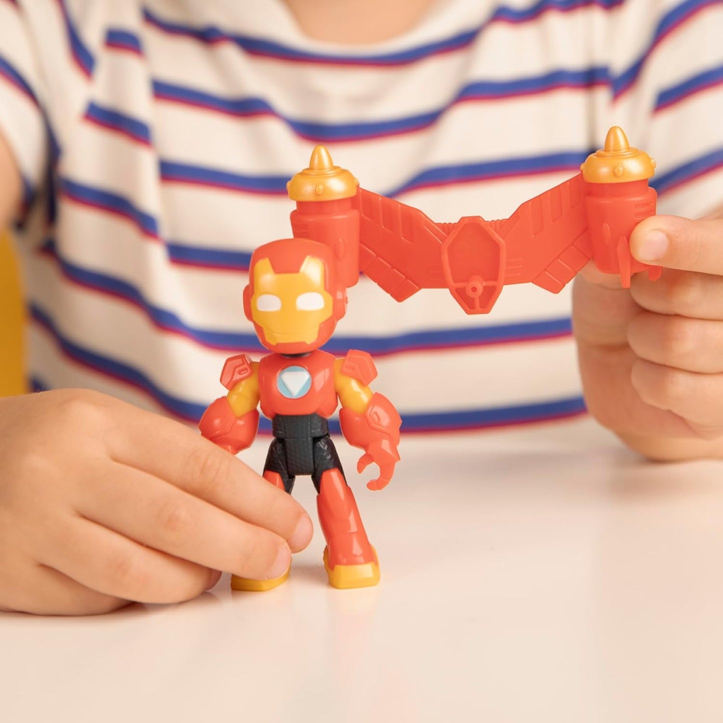 Homem-Aranha e seus Incríveis Amigos Marvel, Homem de Ferro e seus Incríveis Amigos Homem-Aranha e Homem de Ferro: Coleção Vingadores em Equipe, Vermelho, Dourado, Verde, Preto, Azul, Branco