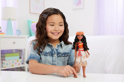 Mattel Bonecas Disney Princess da , Boneca Fashion Articulada Moana com Roupa e Acessórios Brilhantes, Brinquedos do Filme da Disney, HLW05, Traje Laranja | Visual Fashion Brilhante com Saia, Tiara e Colar Removíveis, Articulada e Colecionável,