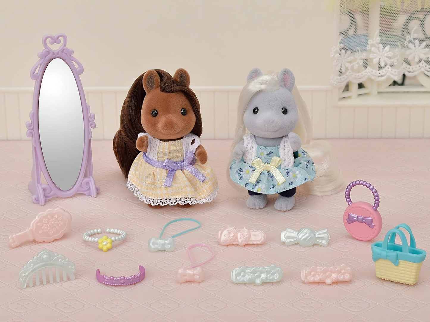 Sylvanian Families Pony Friends - conjunto de casa de bonecas 5650