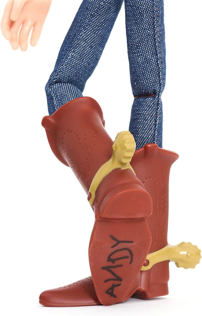 Disney Boneco de ação interativo e falante do Xerife Woody, oficial da Store, do filme Toy Story da Pixar, 39 cm/15 polegadas. Boneco cowboy com cordão que fala mais de 15 frases em inglês e interage com outros personagens.