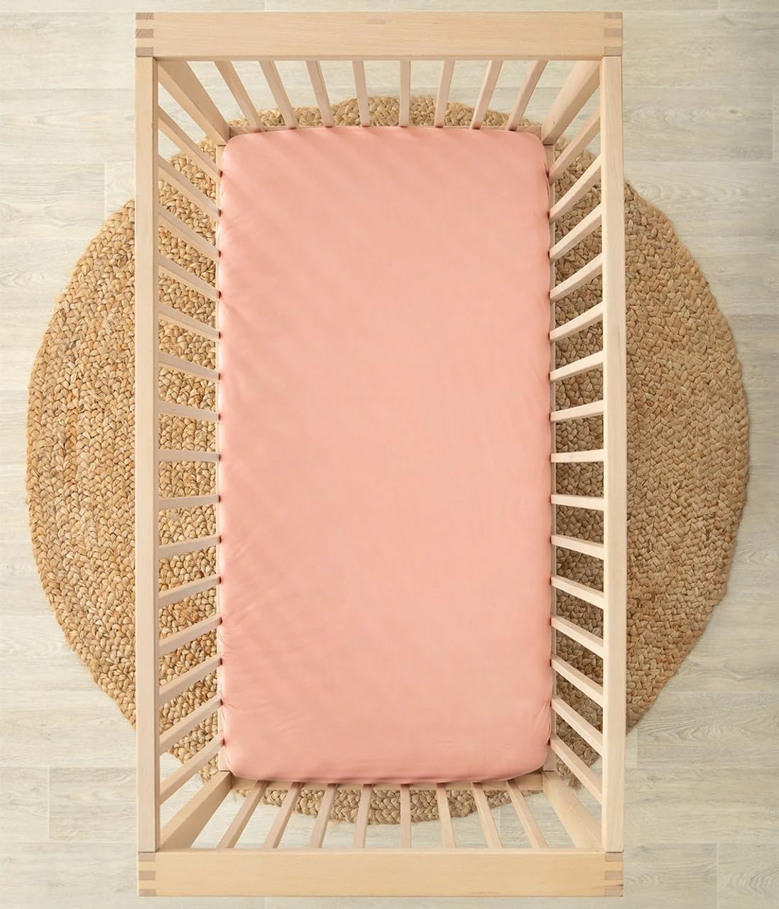 Love To Dream Protetor de colchão e lençol impermeável 2 em 1 para berço - Rosa | Compatível com colchões de berço padrão | Tecido premium Tencel Lyocell lavável à máquina | Macio, respirável e silencioso | Seguro e aconchegante