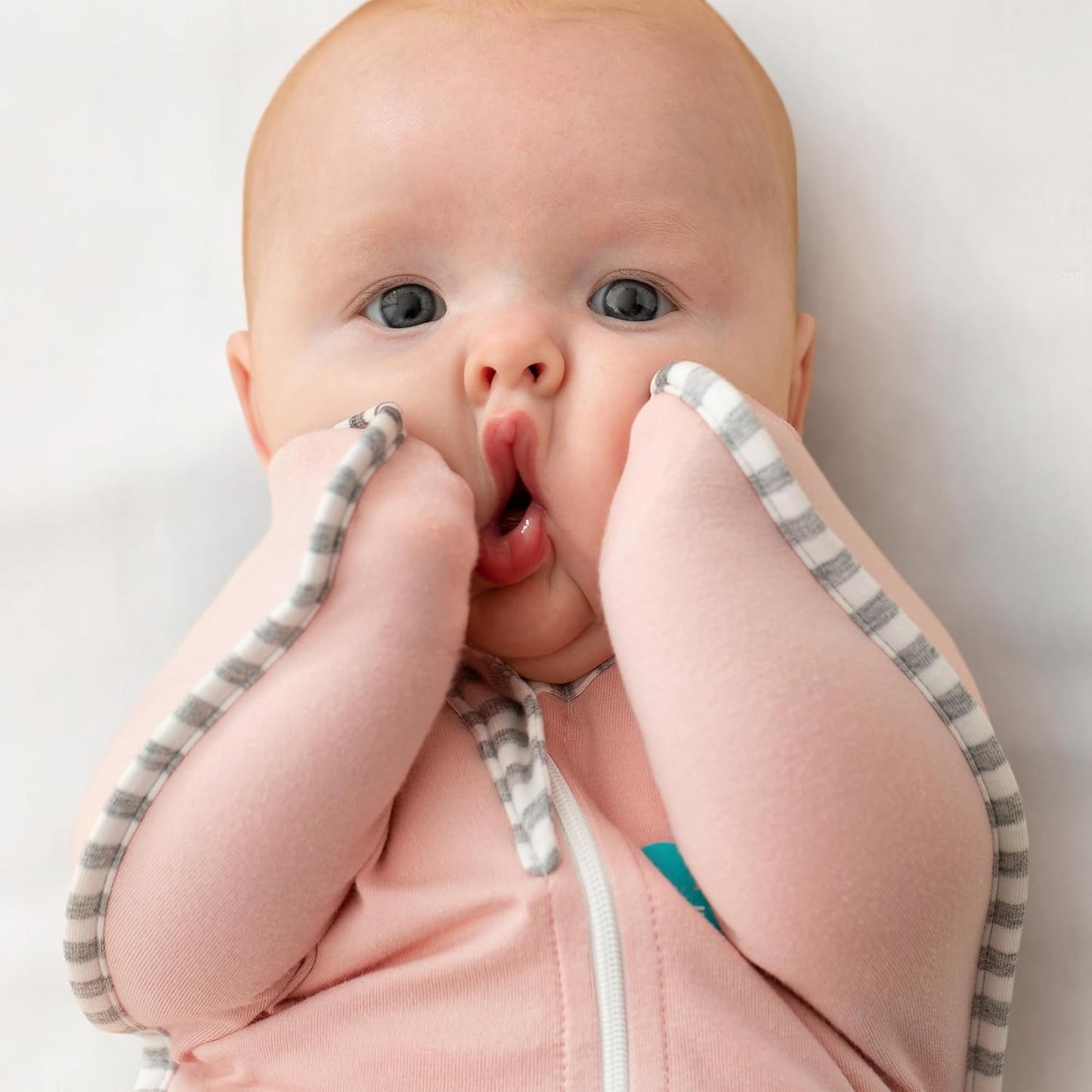 Love To Dream™ Swaddle UP™, Tamanho Pequeno (3,5–6 kg) – Rosa | Ajuste perfeito, promove um sono saudável | 1.0 Tog Ideal para primavera e verão (20–24 °C) | Algodão lavável à máquina com zíper duplo