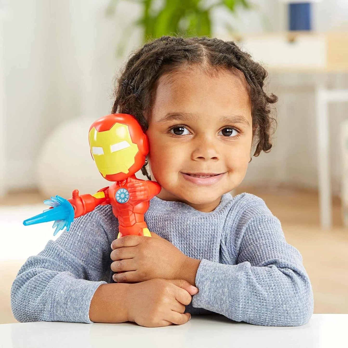 Homem-Aranha e seus amigos incríveis - Figura de ação do Homem de Ferro em tamanho gigante da Marvel - Versão anterior (2022)