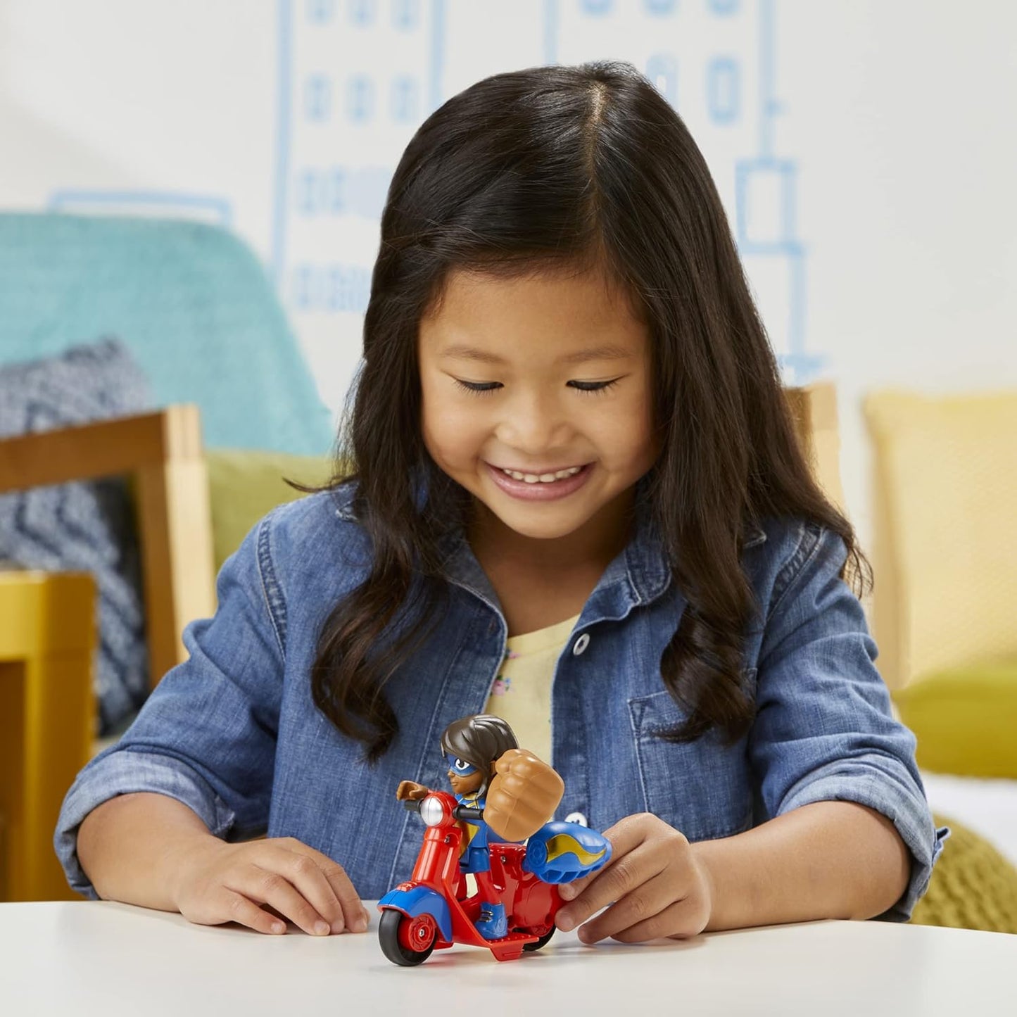 Spidey and his Amazing Friends Marvel Ms.Marvel Action Figure e Embiggen Bike Vehicle, brinquedo pré-escolar para crianças de 3 anos ou mais