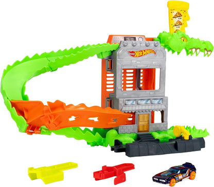 Hot Wheels Conjunto "Ataque da Pizza do Crocodilo" e carrinho em escala 1:64 | Lance os carrinhos pela pista para vencer o crocodilo inimigo e evitar ser devorado