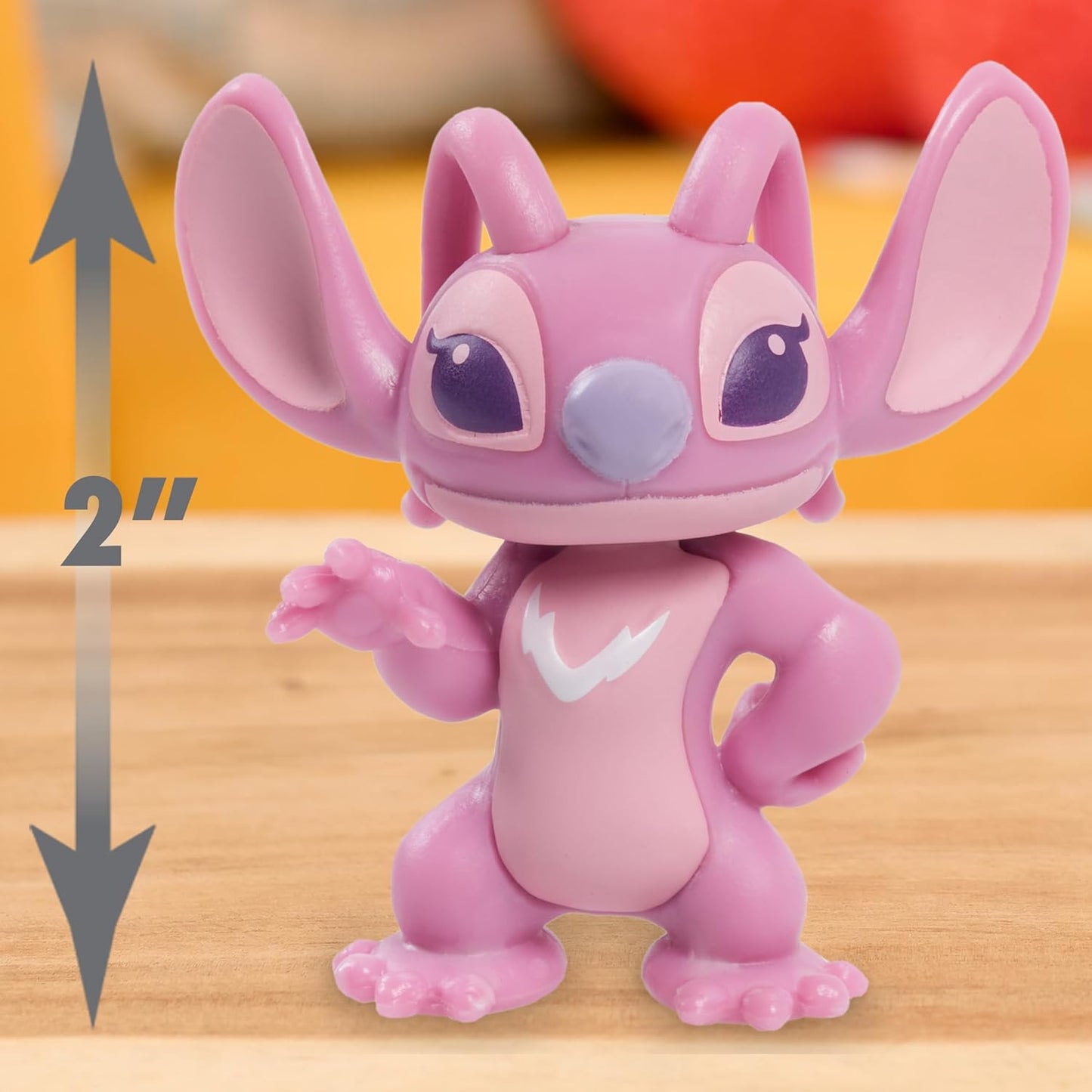Just Play Disney Conjunto de figuras colecionáveis Stitch com acessórios, 11 peças, figuras de 5 cm, inclui Stitch, Lilo, Angel e Scrump, brinquedos colecionáveis, decoração para casa, para crianças a partir de 3 anos.