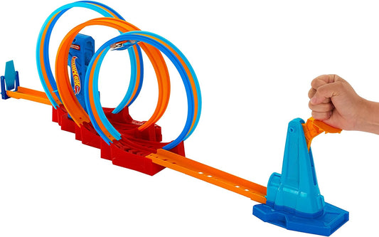 Hot Wheels Pista Ultra Hots com Triplo Loop, 3 Loops e 1 Carrinho em Escala 1:64 Incluso. Conecta-se a outros conjuntos Hot Wheels e é dobrável para facilitar o armazenamento. Brinquedo Infantil, 4+ Anos, HPX93