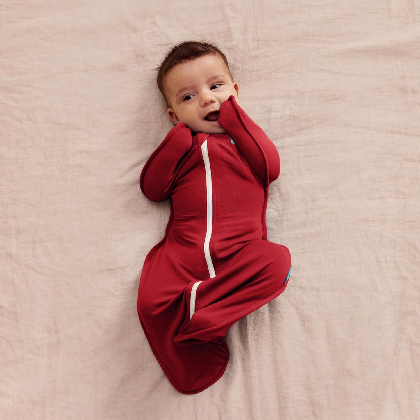 Love To Dream Saco de dormir Swaddle UP para bebês de 6 a 8,5 kg, cor bordô, ajuste perfeito, favorece uma rotina de sono saudável, 1.0 TOG, ideal para temperaturas de 20 a 24 °C, algodão lavável à máquina e zíper duplo