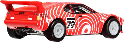 Hot Wheels Premium BMW M1 PROCAR, Veículos Car Culture Circuit Legends para Crianças a partir de 3 Anos e Fãs e Colecionadores Adultos, Coleção Premium de Veículos Car Culture em Escala 1:64, HKC79