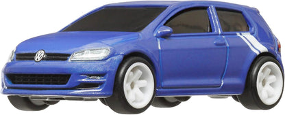 Hot Wheels Premium Volkswagen Golf MK7, Veículos Car Culture Circuit Legends para Crianças a partir de 3 Anos e Fãs e Colecionadores Adultos, Coleção Premium de Veículos Car Culture em Escala 1:64, HRV79
