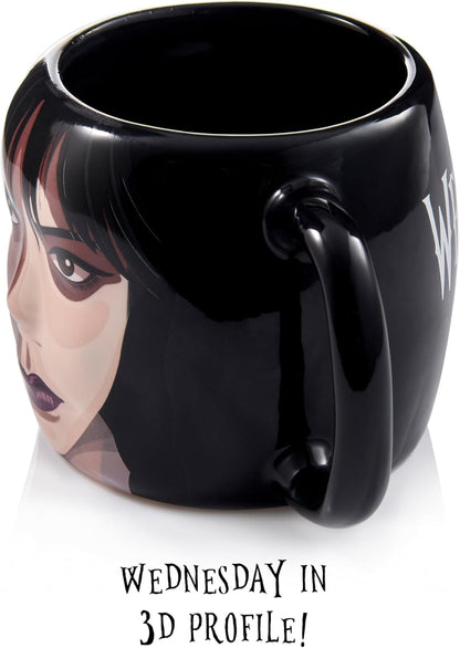 Caneca 3D para presente WOW! STUFF Wednesday and Thing | Mistério dentro | Produtos oficiais da Wednesday, itens colecionáveis, brinquedos e presentes | Para adolescentes, pré-adolescentes e adultos