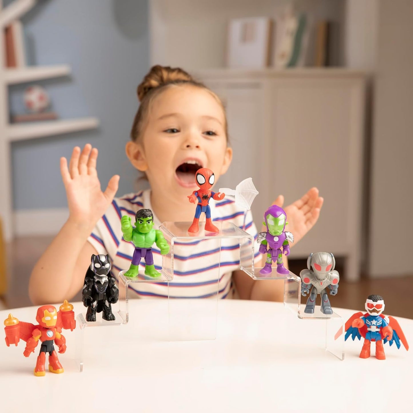 Homem-Aranha e seus Incríveis Amigos Marvel, Homem de Ferro e seus Incríveis Amigos Homem-Aranha e Homem de Ferro: Coleção Vingadores em Equipe, Vermelho, Dourado, Verde, Preto, Azul, Branco