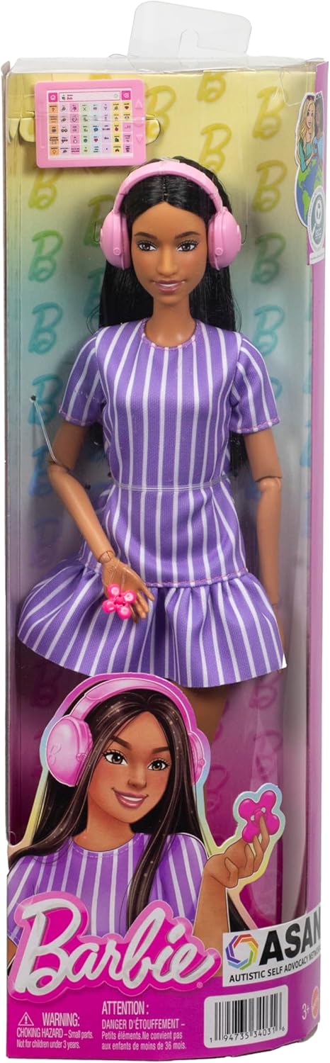 Barbie Fashionistas Boneca nº 245, Boneca Autista Vestindo Vestido Listrado Roxo com Acessórios como Fidget Spinner, Tablet e Fones de Ouvido, JJN58