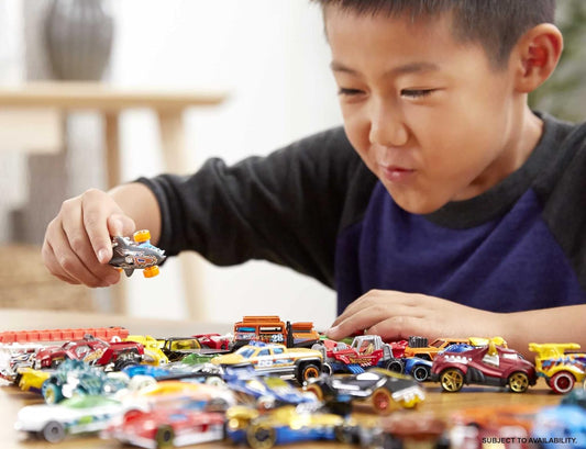Hot Wheels Paquete de 20 autos surtidos Vehículos de juguete a escala 1:16 Gran regalo para niños y coleccionistas de 3 a 93 años Colección de iniciación instantánea perfecta para obsequios de fiesta, H7045