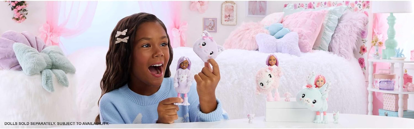 Barbie Cutie Reveal Ursinhos Carinhosos Chelsea Boneca Pequena e Acessórios, Série 2 com Roupa de Pelúcia e 6 Surpresas Incluindo Mudança de Cor (Os Estilos Podem Variar), JGH75