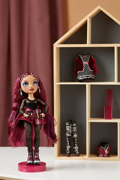 Rainbow High Mila Berrymore Red Vermelho Serie 4