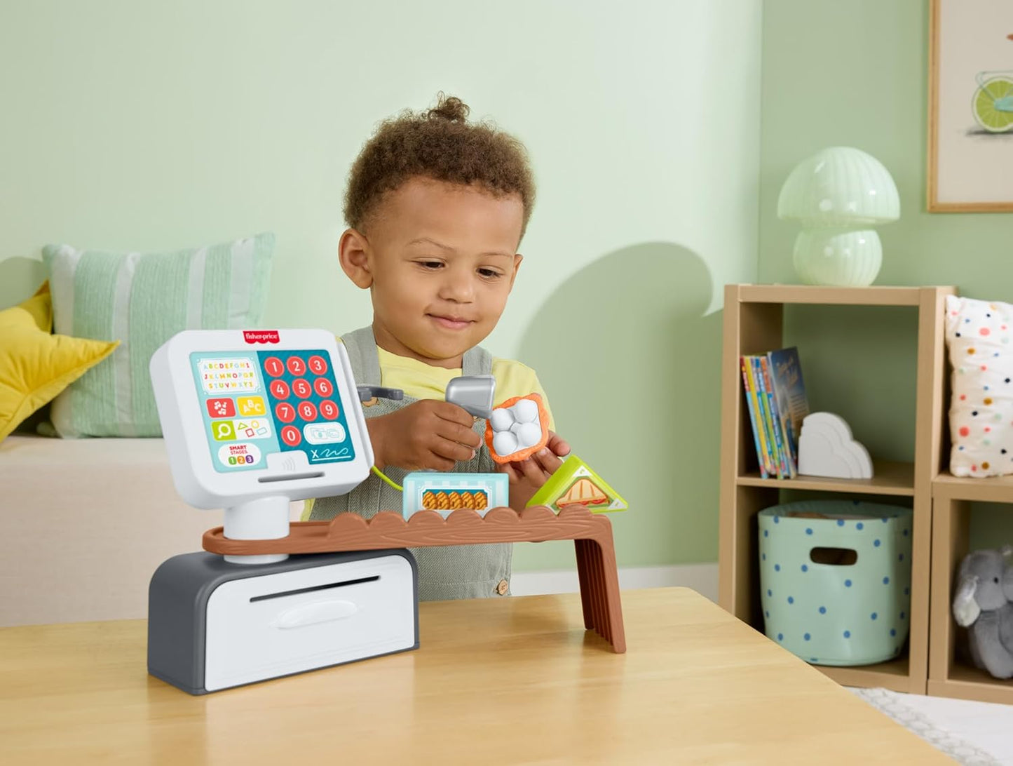 Brinquedo educativo Fisher-Price para crianças a partir de 2 anos: caixa registradora, loja de brincar com 20 peças, para brincar de contar e comprar. Versão multilíngue. JGW97