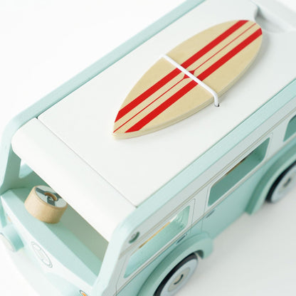 Le Toy Van - Conjunto de acessórios para carros de madeira Daisylane Sophie para casas de bonecas | Conjuntos de móveis para casas de bonecas - adequados para maiores de 3 anos