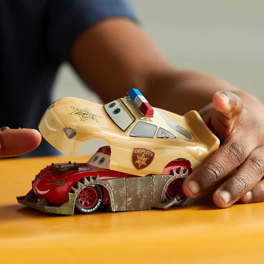 Disney Store Oficial Lightning McQueen Die-Cast, Pixar Cars on the Road, Pullback Racing Car Toy, adequado para maiores de 3 anos