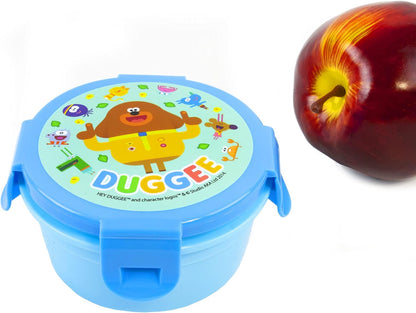 Hey Duggee Juego de lonchera para niños | Bolsa aislante para comida, botella de agua y snack | Aventura con personajes infantiles y femeninos | Divertido set de almuerzo con productos de la serie de televisión para jóvenes fanáticos del programa