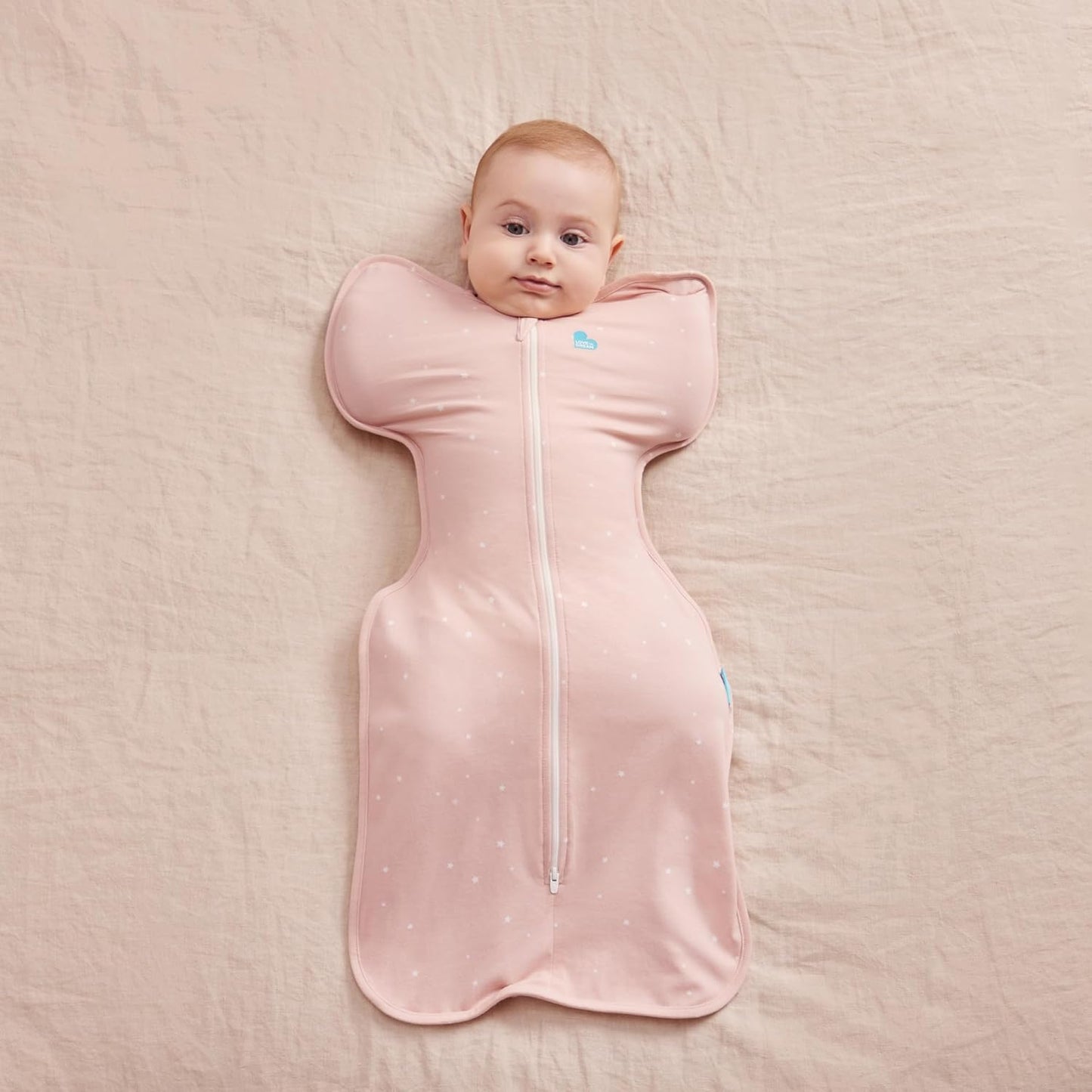 Love To Dream™ Swaddle UP™, Médio 6–8,5 kg – Azul Claro Brilhante | Ajuste perfeito, promove uma rotina de sono saudável | 1.0 Tog Ideal para primavera e verão (20–24°C) | Algodão lavável à máquina com zíper duplo