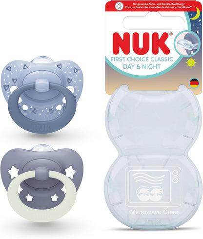 NUK Chupetas First Choice Classic Night | 0-6 Meses | Chupetas Ortodônticas que Brilham no Escuro | 95% de Aceitação pelos Bebês** | Azul | 2 Unidades