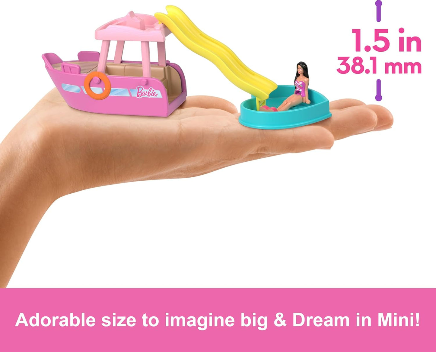 Barbie Conjunto de boneca Mini BarbieLand e veículo de brinquedo, boneca Barbie de 3,8 cm e barco dos sonhos com mudança de cor, além de escorregador e piscina removíveis, HYF41